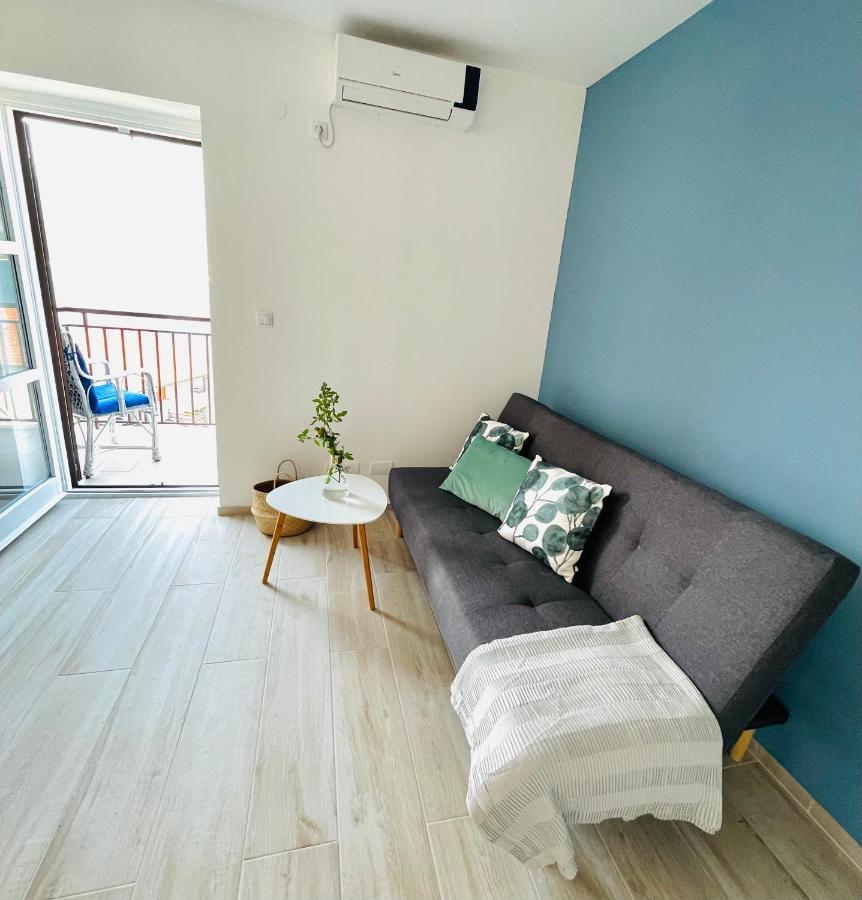 Chic Sea Front Apartment With Breathtaking Kotor Bay View Donji Stoliv Exterior foto